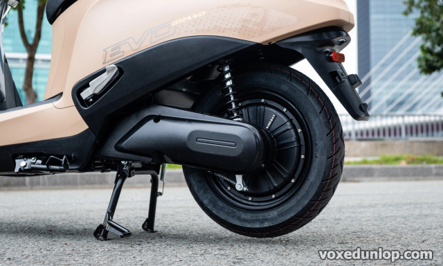 Thay vỏ xe evo grand loại nào tốt giá vỏ dunlop bao nhiêu - 2